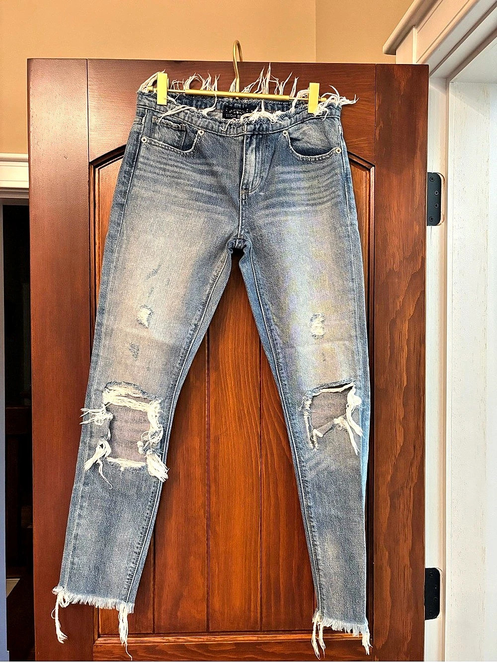 Lucky Brand Distressed Skinny Jeans